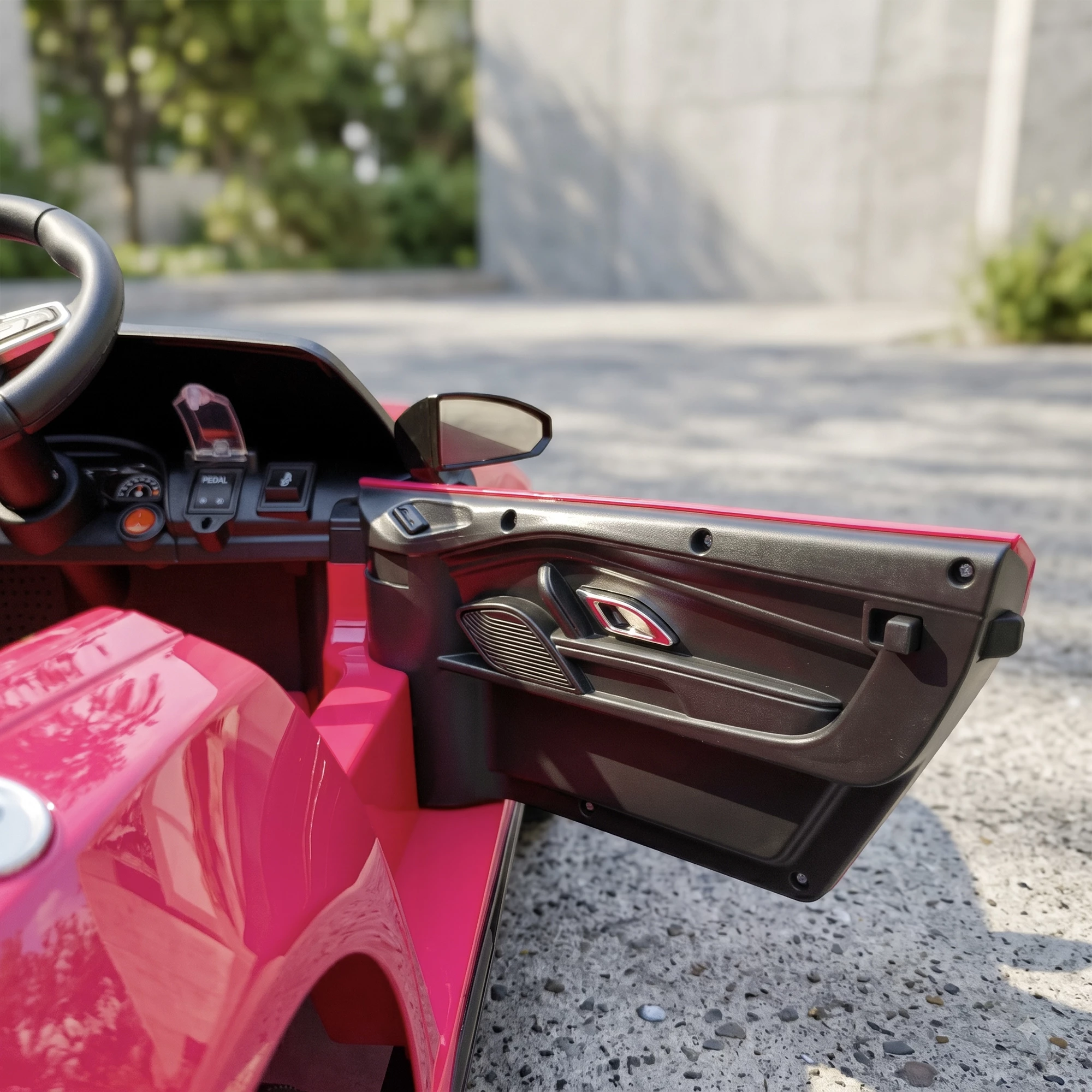 Elektrisk Barnebil med Fjernkontroll, Mykstart og Doble Motorer – Rosa/Svart, 3–5 km/t Elektrisk Barnebil med Fjernkontroll, Mykstart og Doble Motorer – Rosa/Svart, 3–5 km/t